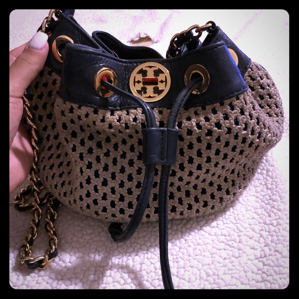 Really cute Tory Burch Bucket Bag!